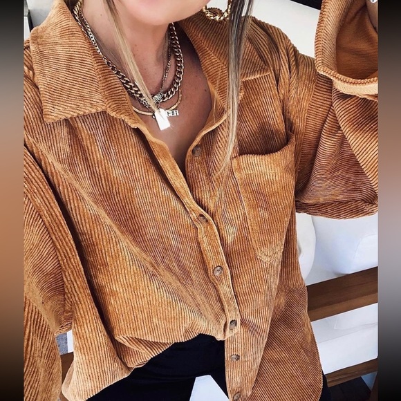Vici Kamryn Corduroy Pocket Button Down Top Shacket - Picture 4 of 9